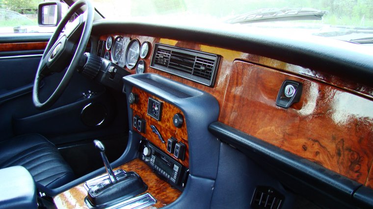  Jaguar xj12 86'