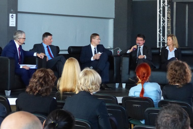 Panel dyskusyjny dotyczący szkolnictwa zawodowego