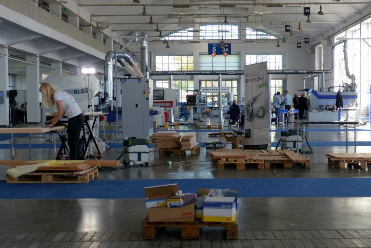 DREMA 2015 - Fabryka Mebli na Żywo