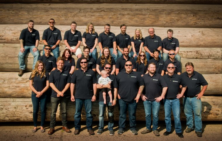 Zespół "Colorado Timberframe" odpowiedzialny za dostarczanie elementów konstrukcyjnych Arki