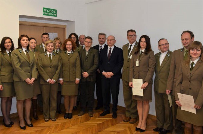 Uroczystość nadania stopnia awansu zawodowego nauczycielom szkół leśnych