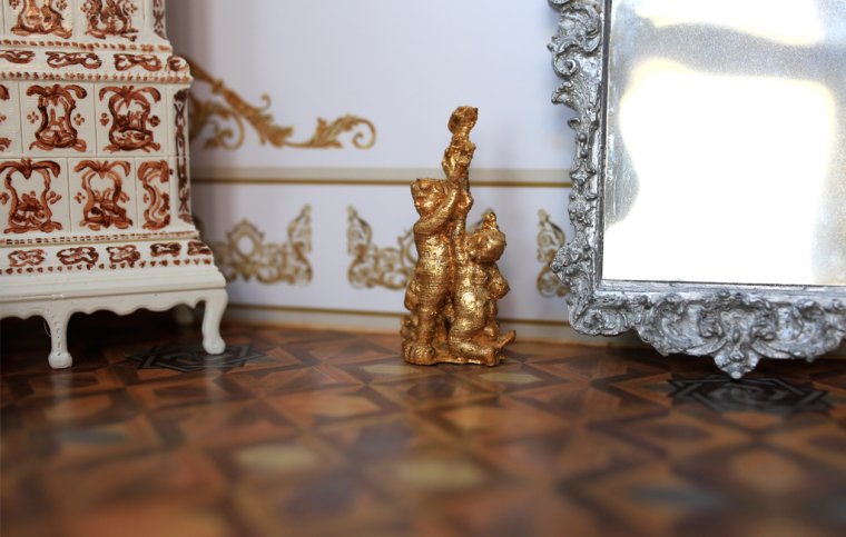 Fragment wnętrza zaaranżowanego meblami wydrukowanymi w 3D