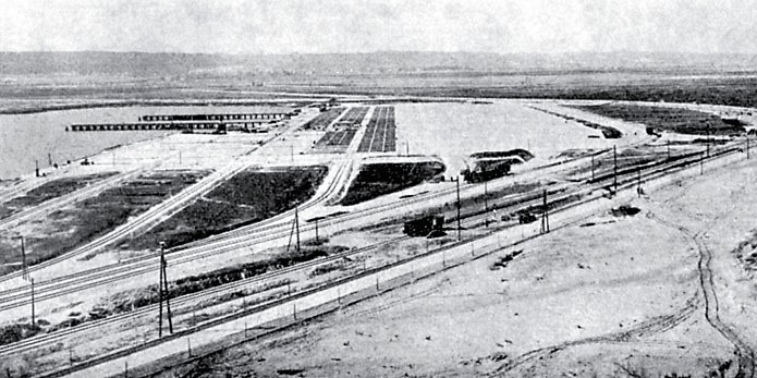 Nowy port drzewny w Gdyni wybudowany przez Paged, 1935r.