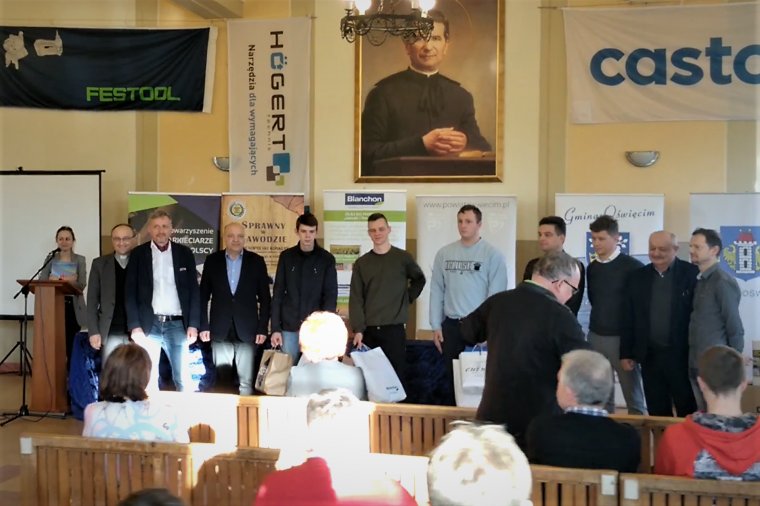 Laureaci konkursu Sprawny w Zawodzie Technik Technologii Drewna wśród organizatorów 