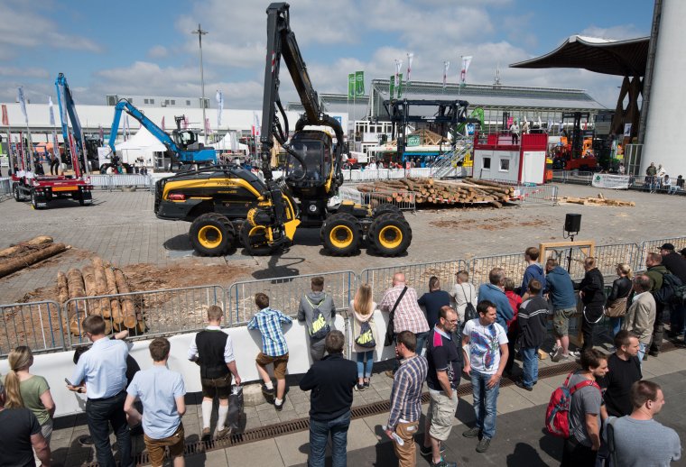 LIGNA - World Trade Fair for Machines, Systems and Tools for Woodworking and Processing. Kuratorium für Waldarbeit undForsttechnik e.V. , Open-air site (FG), Forest Demonstration Site, at the hermes tower, Stand M52