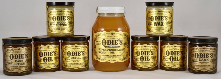 Naturalne oleje i woski Odie’s do uszlachetnia powierzchni z drewna i nie tylko.