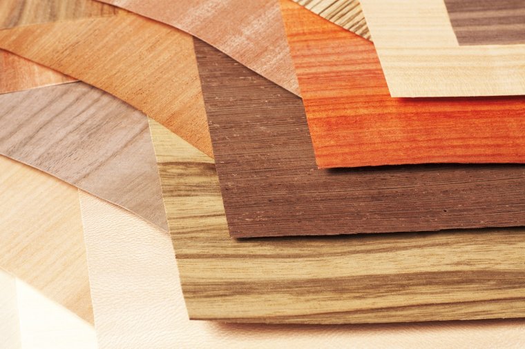 O wyższości forniru nad laminatem, czyli okleina okleinie nie równa.