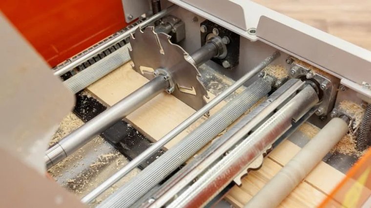 Wood-Mizer przedstawia strugarko-pilarkę MP220