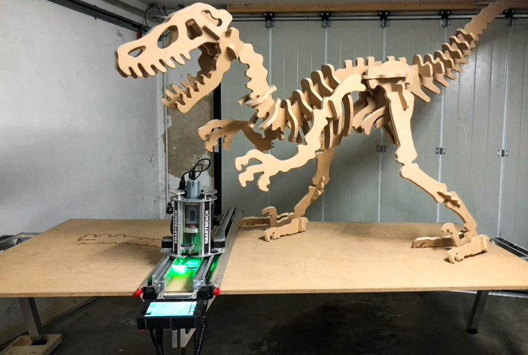 Agencja AMK prezentuje: Frezarka CNC SmartBench Yetitool