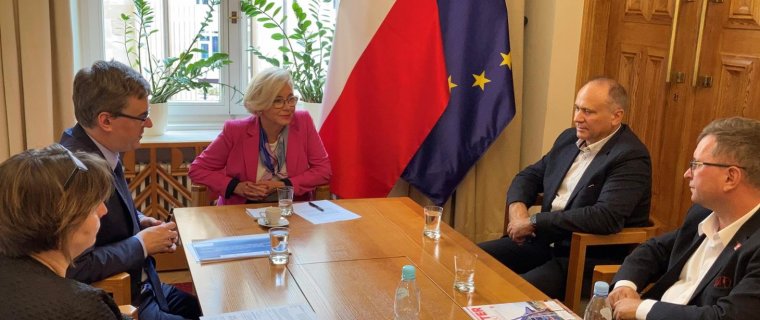 Kształcenie kadr dla branży stolarki budowalnej – rozmowy w Ministerstwie Edukacji i Nauki 
