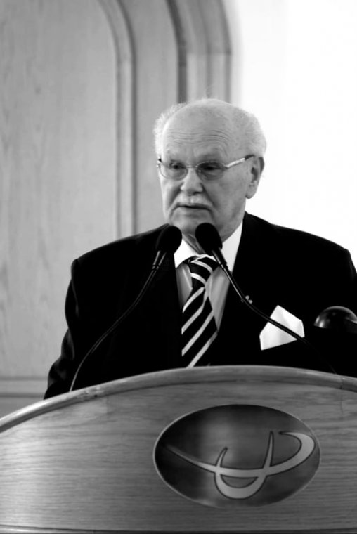 prof. dr hab. inż. Jacek Michalski
