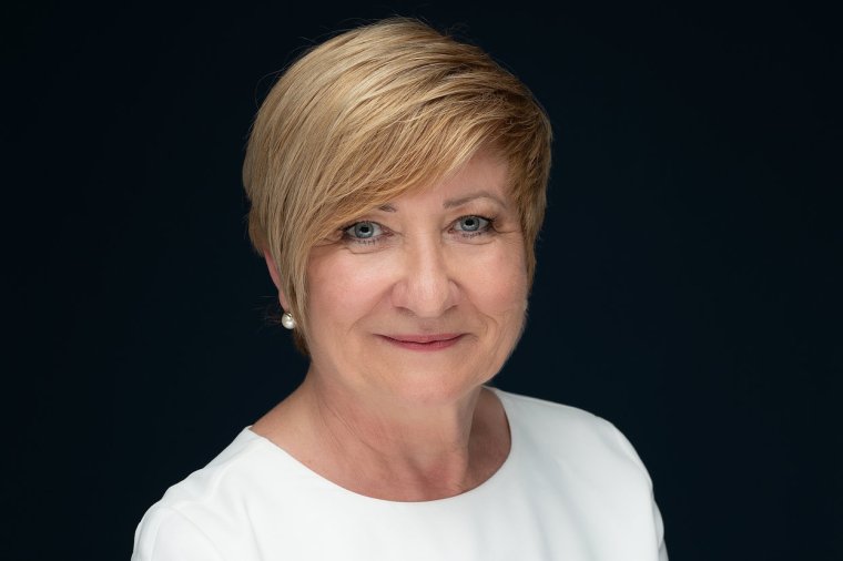 Prof. dr hab. Ewa Ratajczak