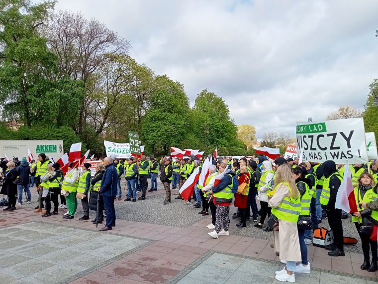 Branża drzewna protestowała w Białymstoku - Domaga się prawdziwego dialogu