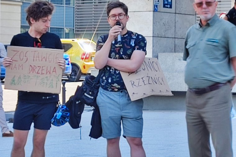 W Poznaniu kontrmanifestujący mieli okazję przedstawić swój punkt widzenia protestująccym leśnikom