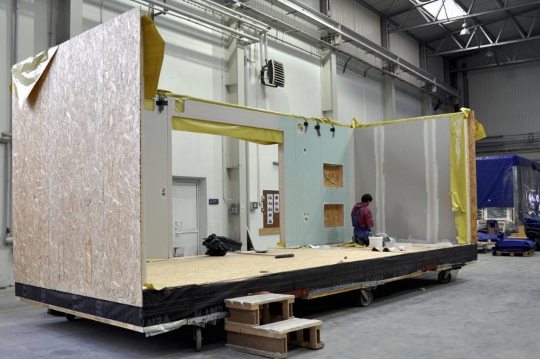 Dobra passa Unihouse