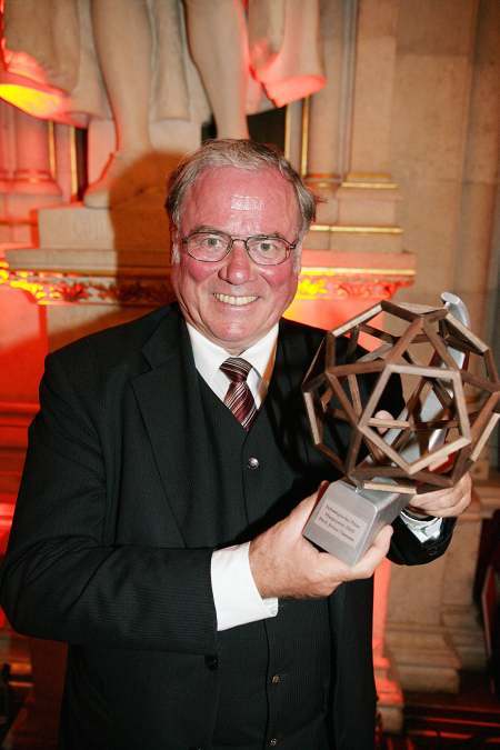 Ubiegłoroczny laureat nagrody<br>głównej - prof. J.K. Natterer<br>fot.Schweighofer-Prize