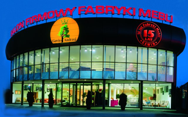 <b><font color=darkcyan>fot. Salon firmowy</font></b>
