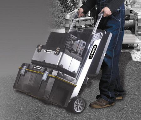 <center><font color=darkred><b>Składany stół warsztatowy<br></b> fot. Stanley</font></center>