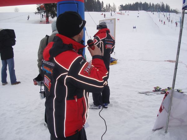 <center><font color=darkred><b>Pod bacznym okiem sędzów<br>z SN HARENDA</b></font></center>