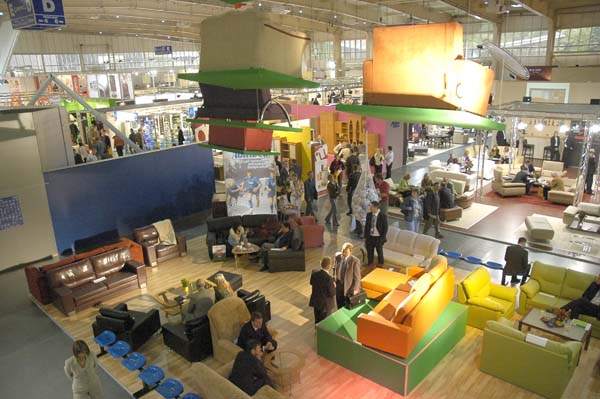Meble 2005<br>fot. MTP