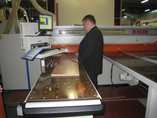 <font color=gray> Rozkrój płyty <br>na formatyzerce <br>Sigma Impact K </font>