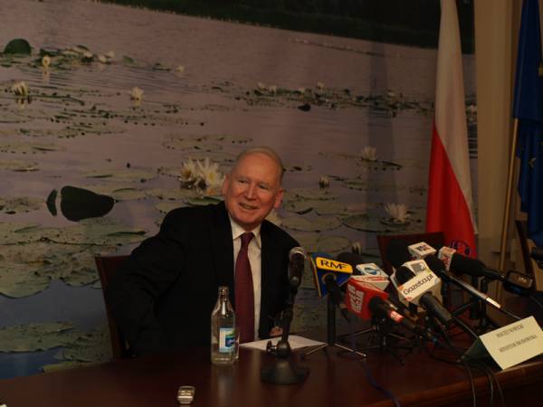 Maciej Nowicki, minister środowiska 