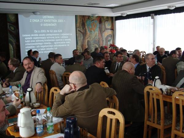 RDLP w Olsztynie: Leśnicy rozmawiają z przedsiębiorcami leśnymi