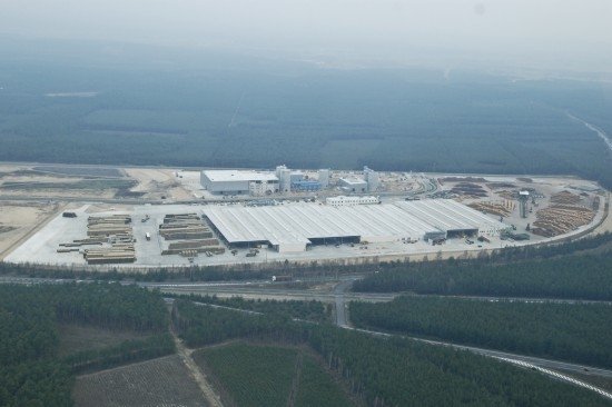 Należący do Stelmetu zakład produkcji drewnianej architektury ogrodowej w Zielonej Górze