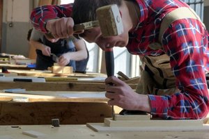 III Ogólnopolski Konkurs „Sprawny w Zawodzie” - Stolarz i Technik Technologii Drewna