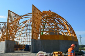 Fabryka Konstrukcji Drewnianych przejmie Dome International?