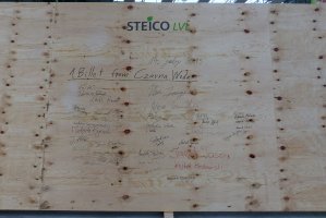 Pierwsza wstęga LVL wyprodukowana w zakładzie STEICO w Czarnej Wodzie