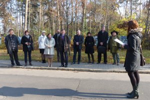Uroczyste otwarcie wystawy w parku Kampusu Cieszkowskich