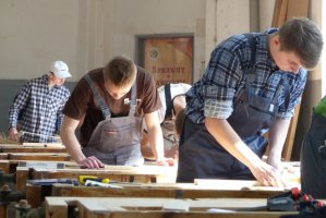 IV OGÓLNOPOLSKI KONKURS SPRAWNY W ZAWODZIE - STOLARZ I TECHNIK TECHNOLOGII DREWNA