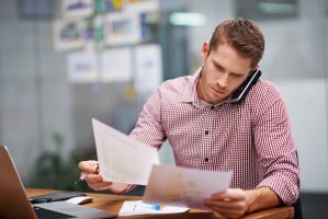 Jak reagować na najczęstsze wymówki klientów płacących po terminie?