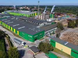 Pożar w fabryce sklejki w Morągu