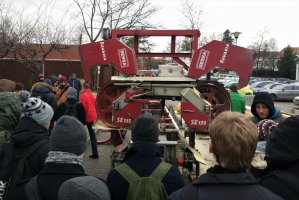 Pokaz pracy traka taśmowego na poznańskim WTD