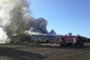 Pożar zakładu produkującego meble tapicerowane