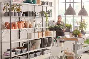 Zadbaj o porządek w swoim ogrodzie i magazynie