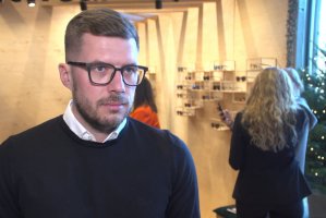 Moda na drewnianą biżuterię 