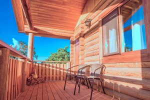 Czasem słońce, czasem deszcz, ale ochrona i kolor wciąż bez zmian!