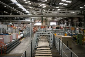 Swiss Krono inwestuje w oświetlenie LED