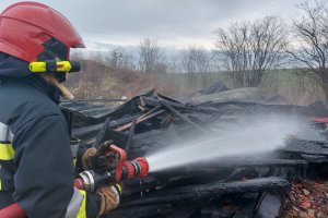Pożar na terenie tartaku w Prószkowie k. Opola