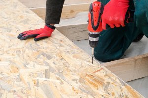 Płyta OSB – rodzaje, wymiary, grubość, zastosowanie, właściwości