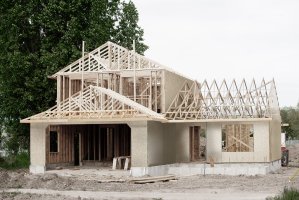 Trwałe i ekologiczne materiały budowlane. Poznaj wielofunkcyjną płytę mfp®.