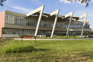 Wydział Leśny i Technologii Drewna Uniwersytetu Przyrodniczego w Poznaniu podpisał umowę o współpracy z uniwersytetem w Brazylii