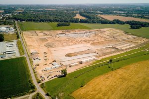 Eko-Okna budują nową fabrykę, w której powstawać bedą m.in. okna z drewna