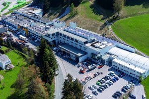 UNTHA: Historyczny rekord obrotów  