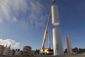 Drewniane wieże turbin wiatrowych mają zmniejszyć ślad węglowy