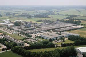 Hülsta wychodzi na prostą