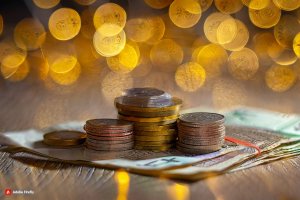 Jak bezpiecznie wziąć kredyt bez wychodzenia z domu?